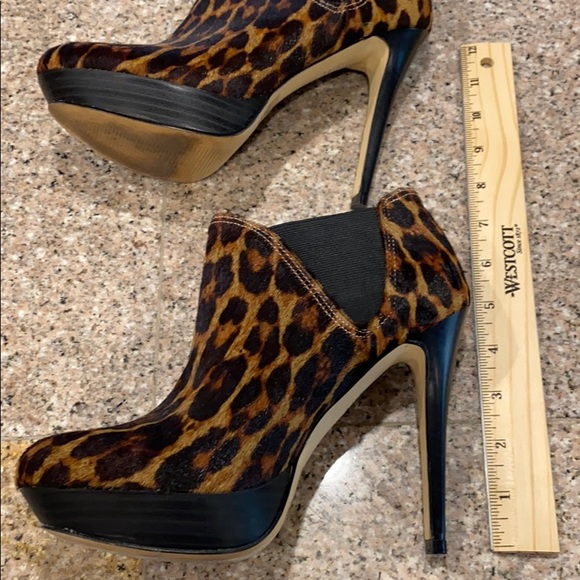 INC International Concepts animals print boots - Picture 5 of 10